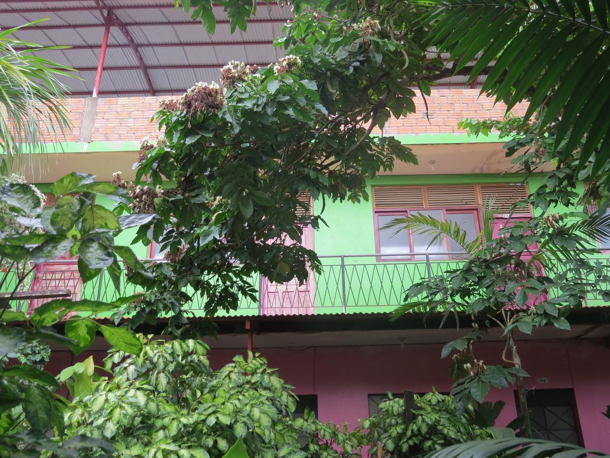 Tambopata Hostel Bambu Пуэрто-Мальдонадо Экстерьер фото